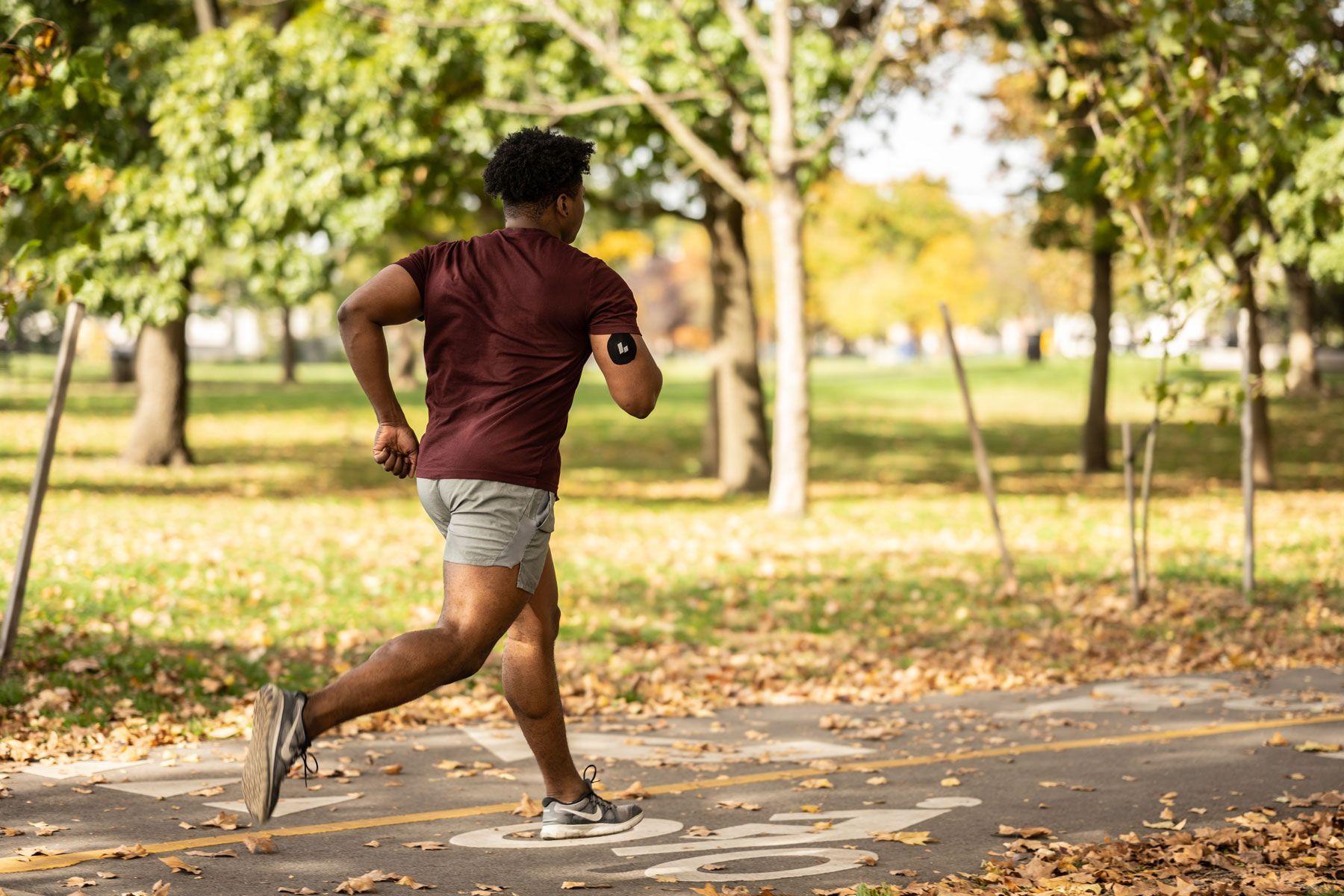 Research done in conjunction with Levels finds that packing in the carbs before exercise doesn’t confer any performance benefits.