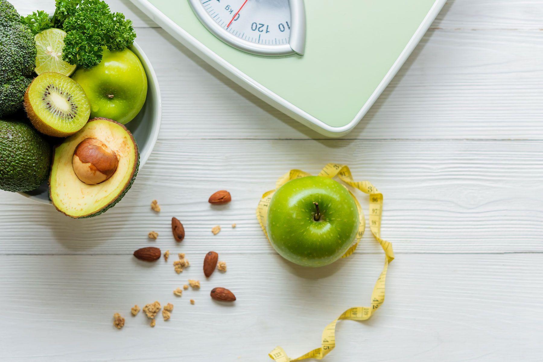 Even small changes to your diet and lifestyle can help you lose weight and improve insulin resistance.