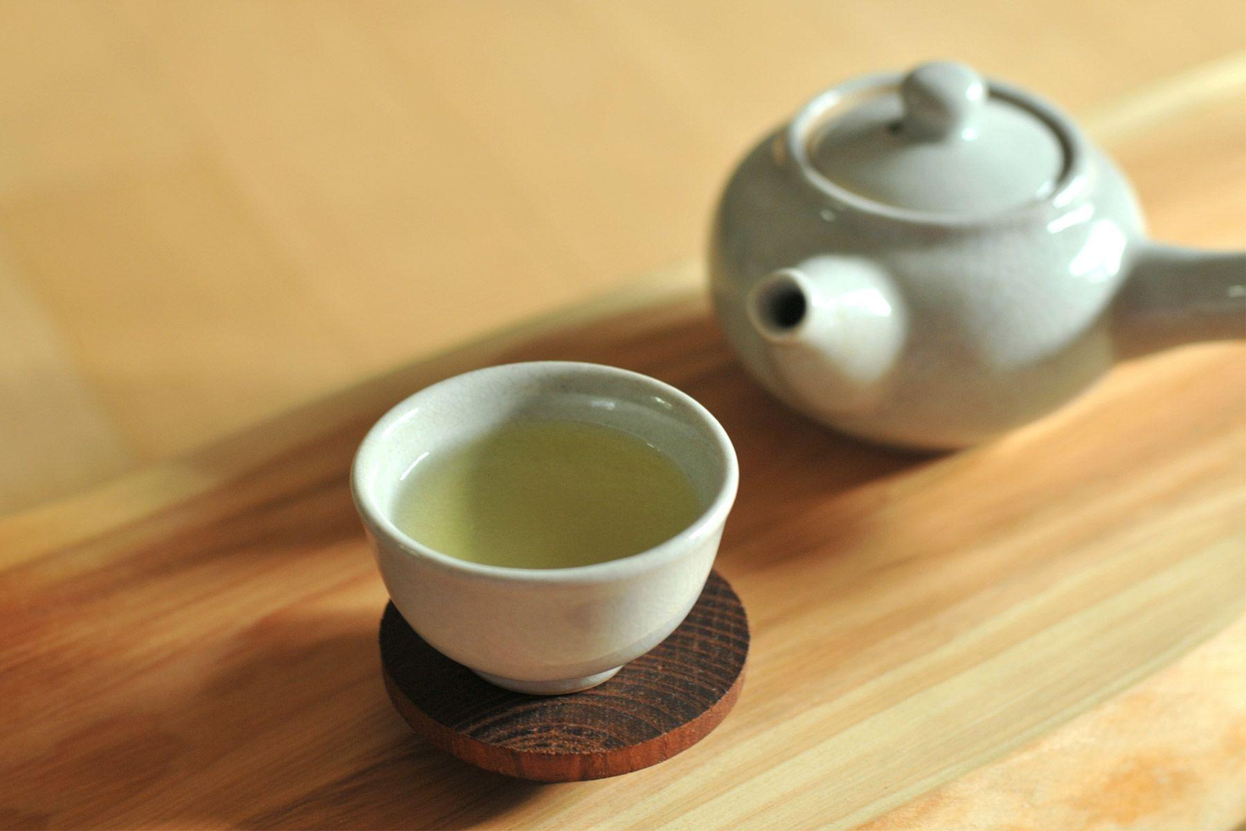 Green tea’s high concentration of polyphenols delivers more metabolic health benefits than most people know.