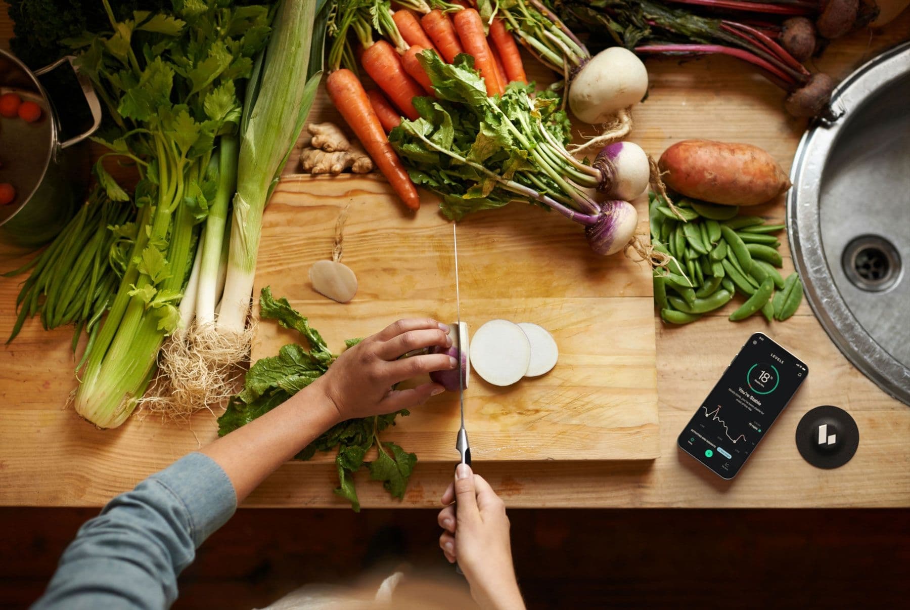 What a CGM can (and can't) tell you about your diet